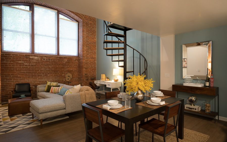 Exposed-Bricks-and-Retro-Style-an-Apartment-in-Pittsburgh_6