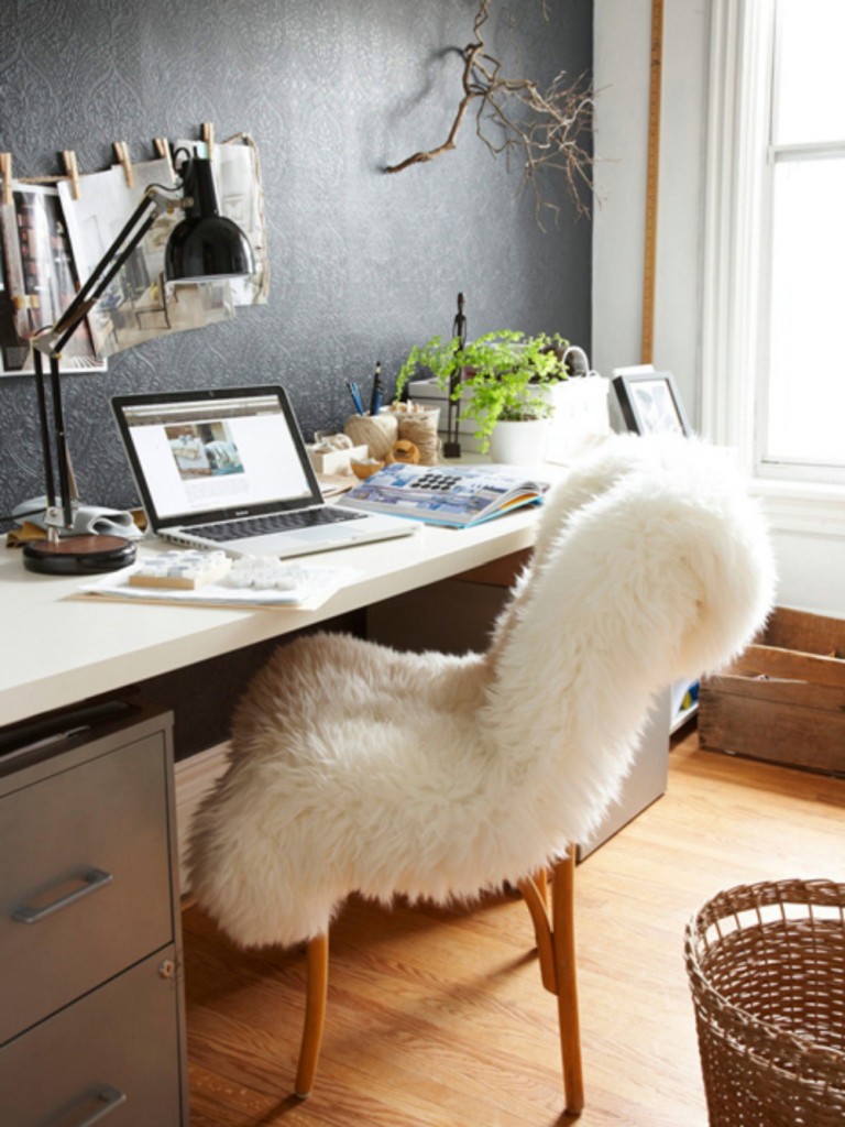 Sheepskin-rug-office-chair