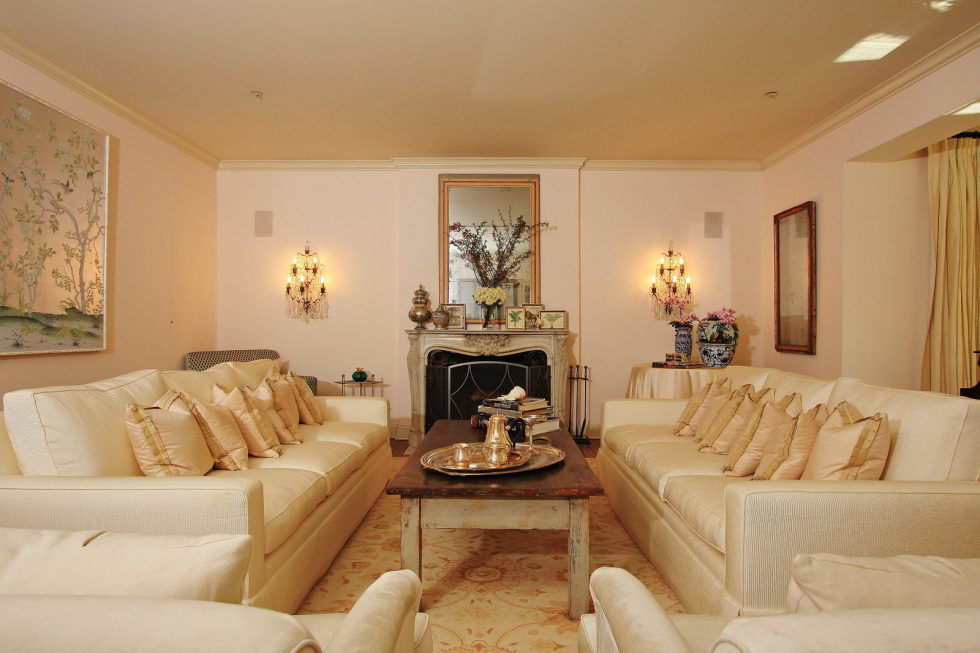 modern-living-room-furniture-design-ideas-980x654